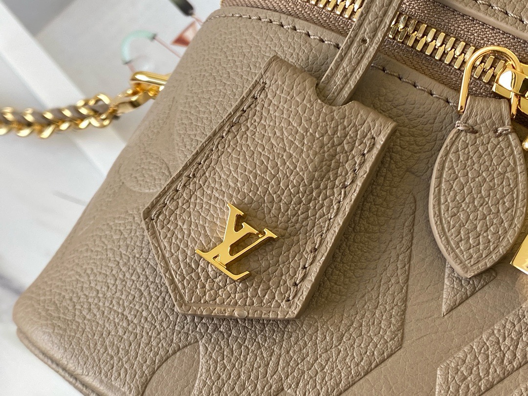 lv l**is V*t*n vanity bag pm leather 19*13*11cm 2024112002