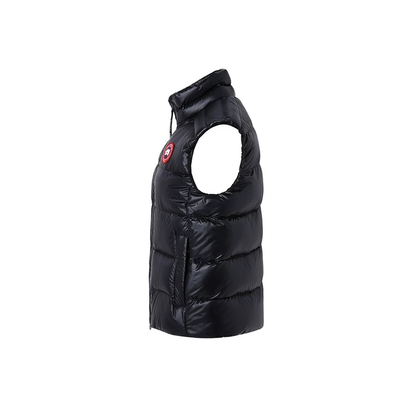 Can*a Go*e vest 2024112203