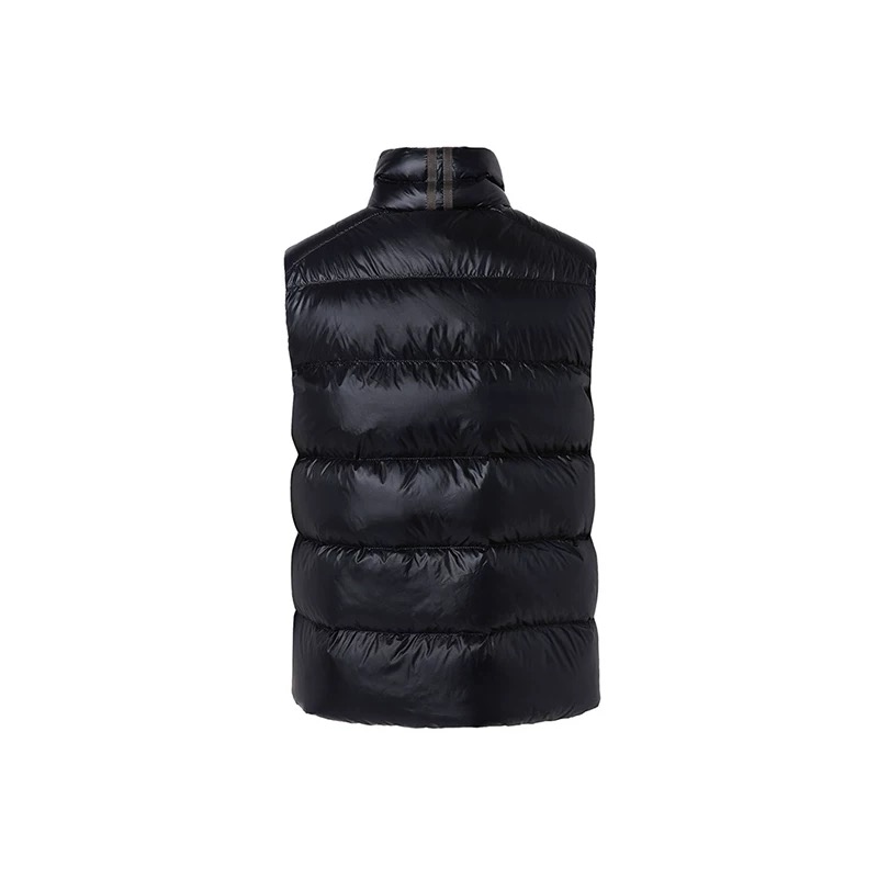 Can*a Go*e vest 2024112203