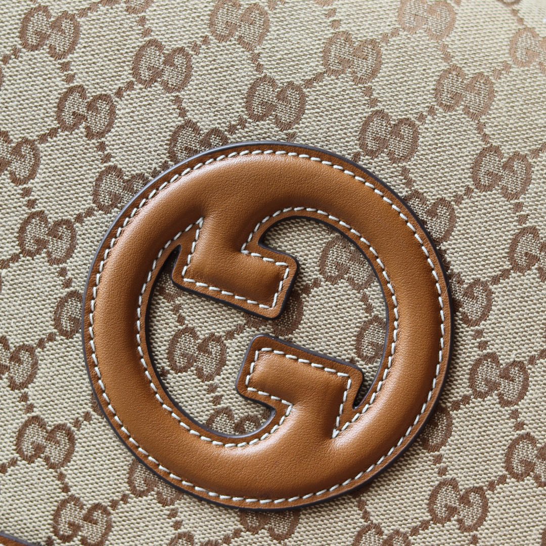 G*u*i blondie medium 32cm 20241201
