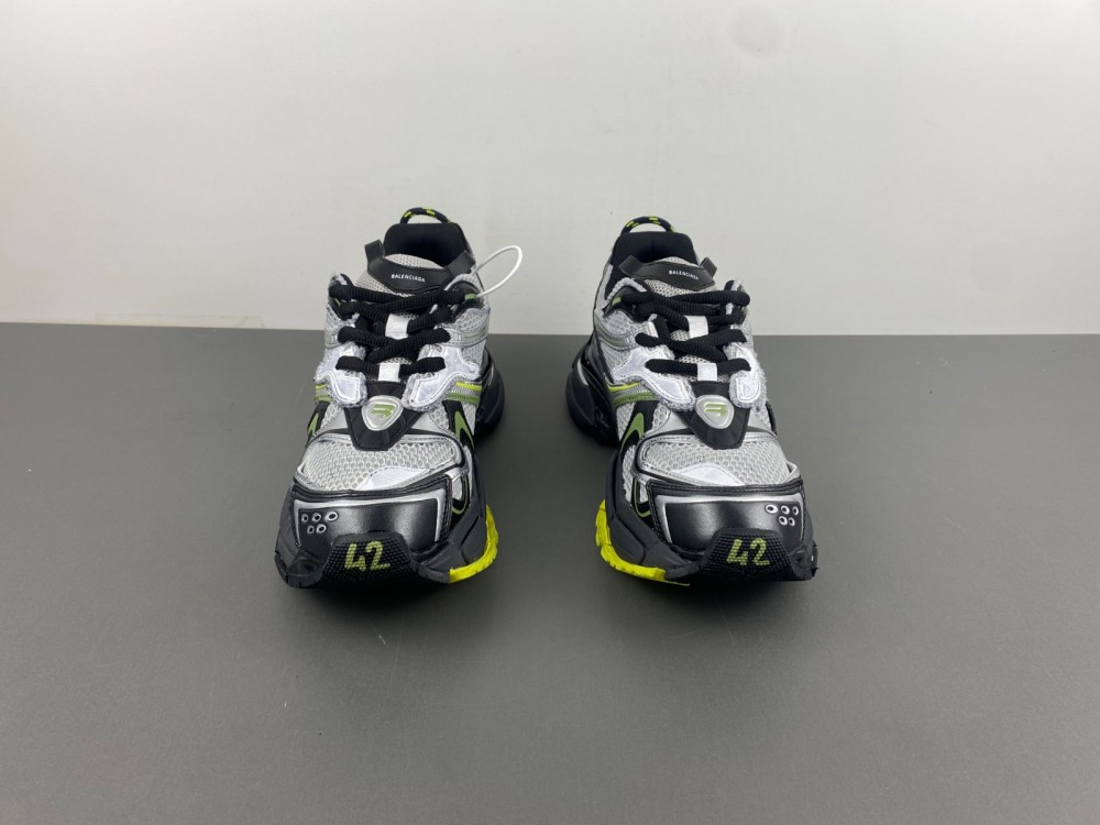 Ba*len*cia*ga sneaker 2024120301