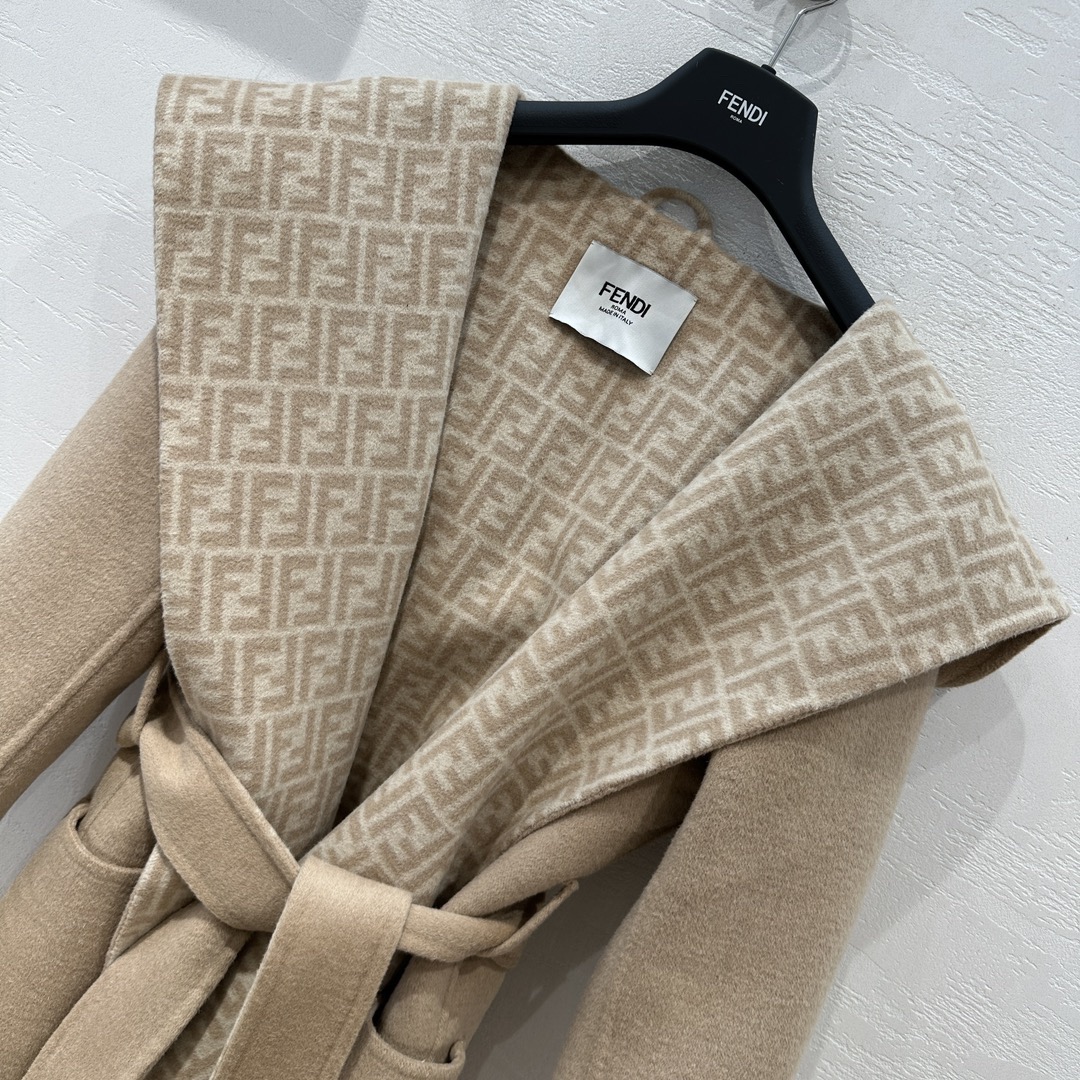 F**di women coat 2024112601