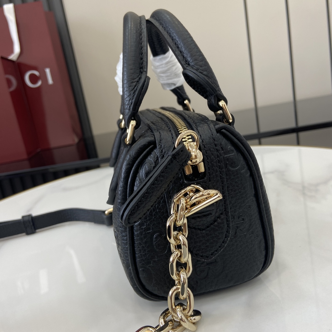 g*u*i gg emblem S*per mini top handle bag 16.5x10x8cm