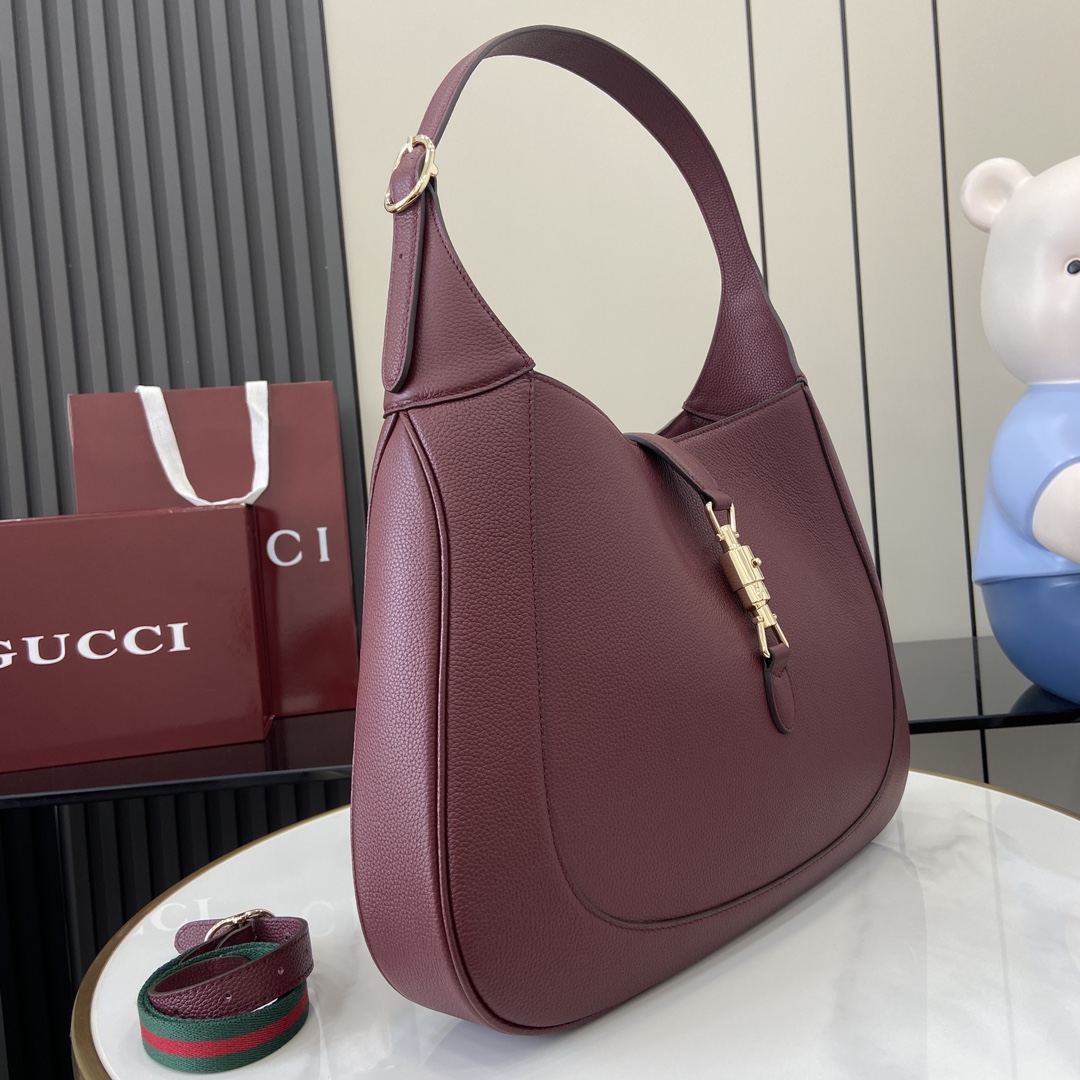 G*u*i jackie 1961 medium shoulder bag red 35x32x5.5cm