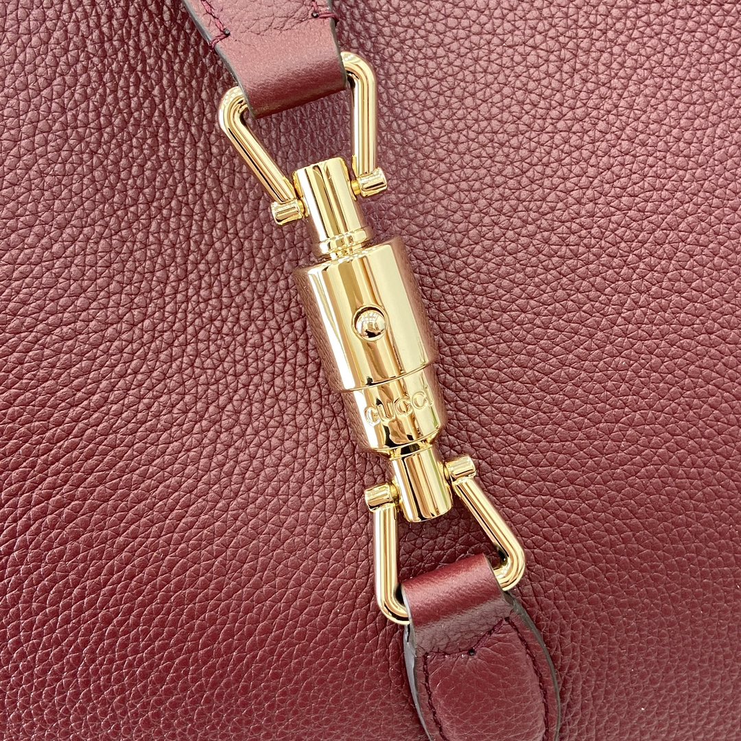 G*u*i jackie 1961 medium shoulder bag red 35x32x5.5cm