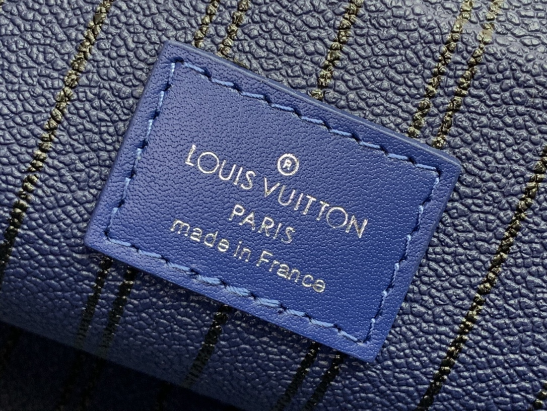 LV nice BB Monogram macassar vanity 18*14.5*24CM 2024121007