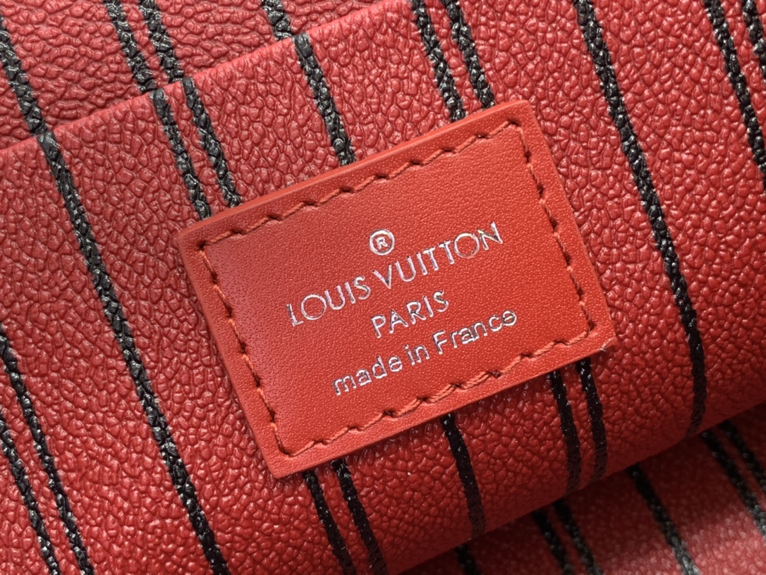 LV nice BB Monogram macassar vanity 18*14.5*24CM 2024121009