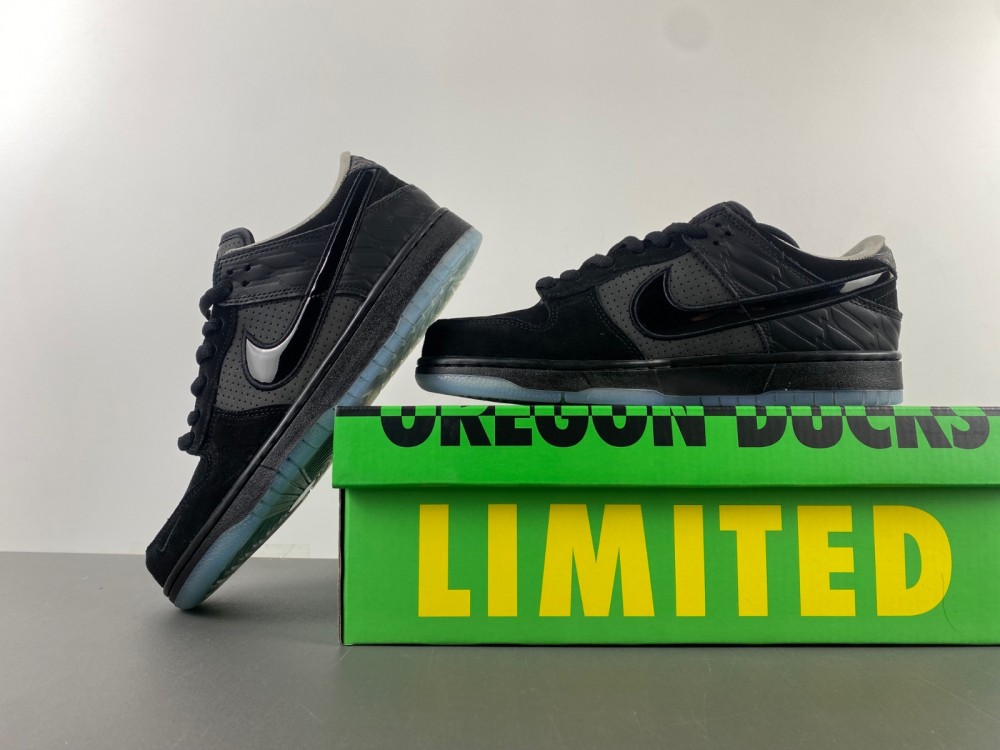 Nike Dunk Low Ducks of a Feather Black University of Oregon PE  HV1470-001
