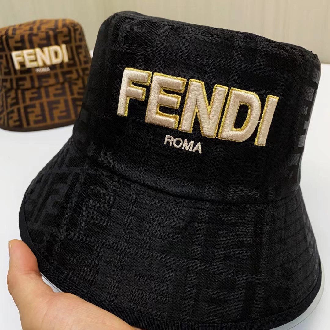 F**di hat 2024121701