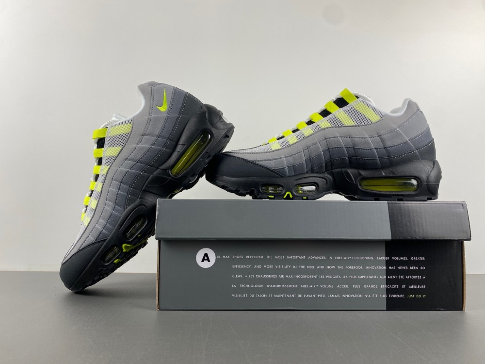 Nike Air Max 95 OG Neon (2020)  CT1689-001