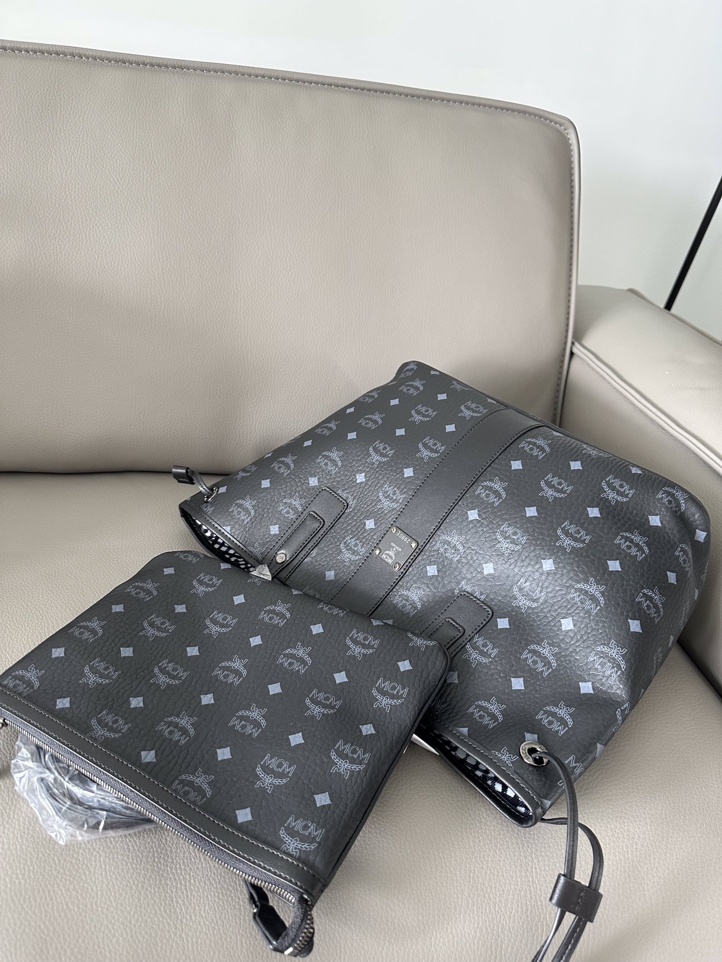 MCM tote bag 35*29*16 2024122701