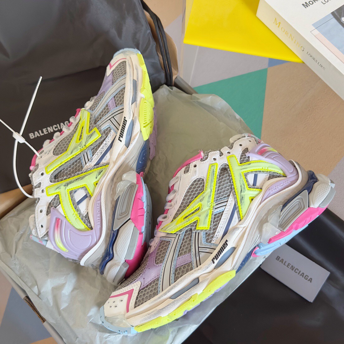 Ba*len*cia*ga sneaker 2024123001