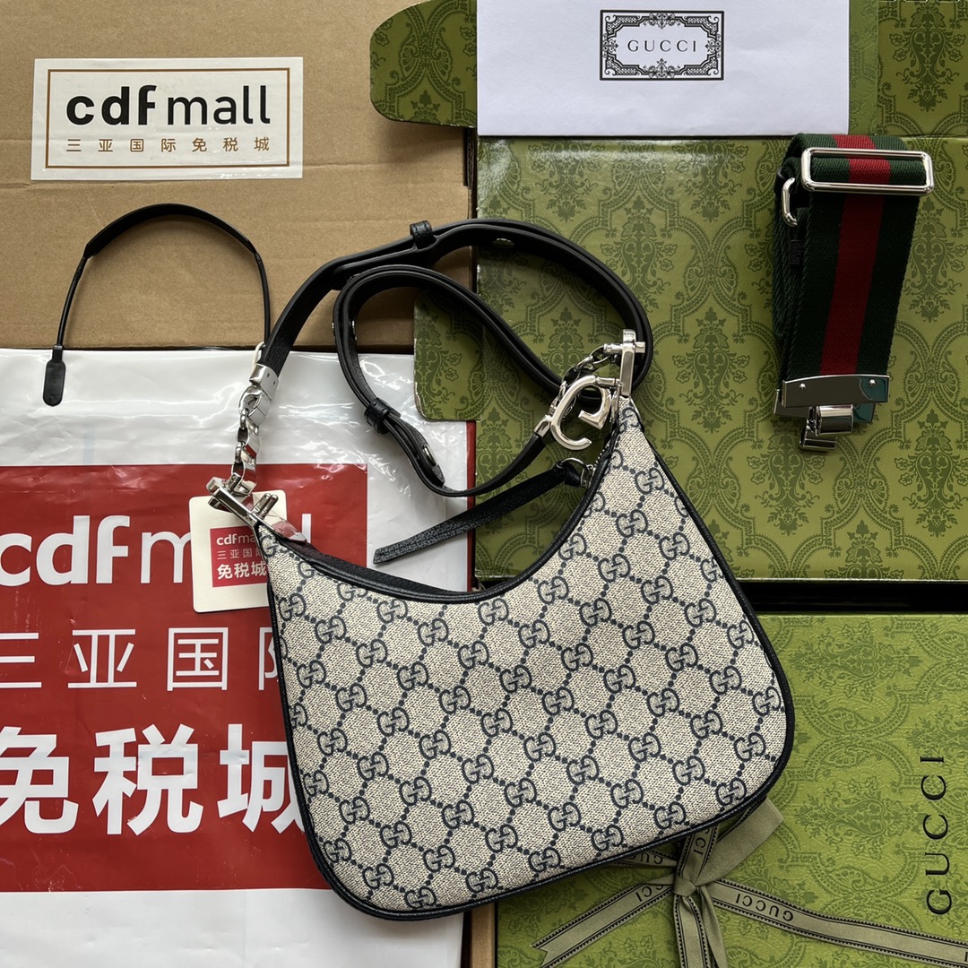 G*u*i attache small shoulder bag 23x 22x 5cm 2024123101