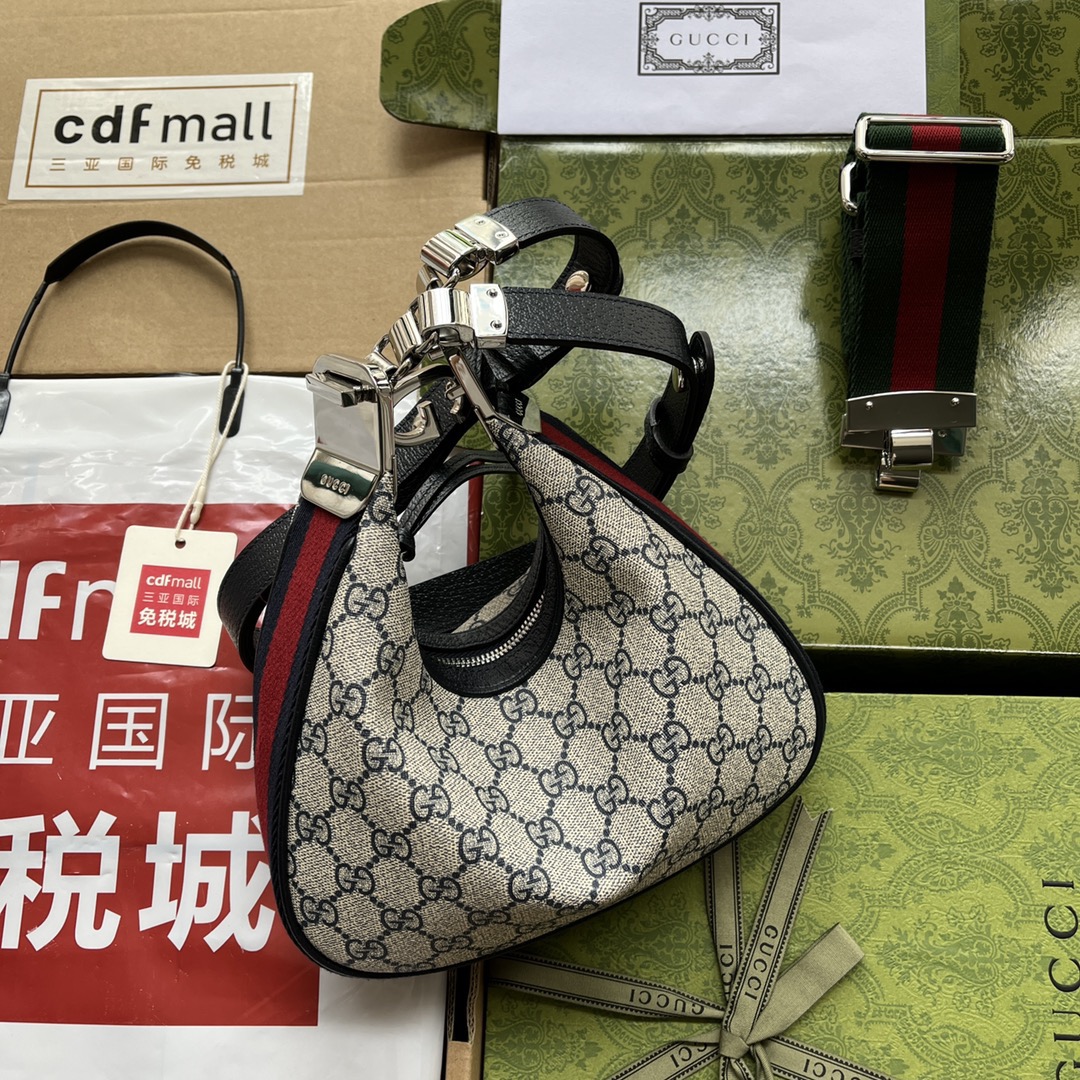 G*u*i attache small shoulder bag 23x 22x 5cm 2024123101