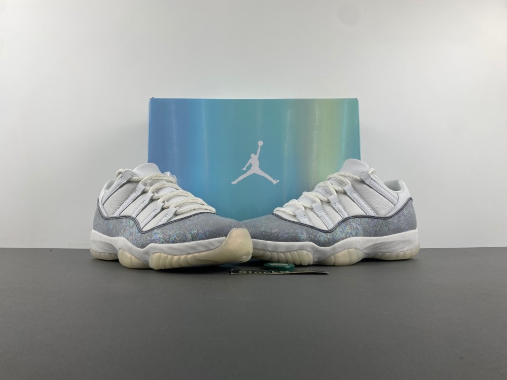 Jordan 11 Retro Low Year of the Snake  HQ7000-001