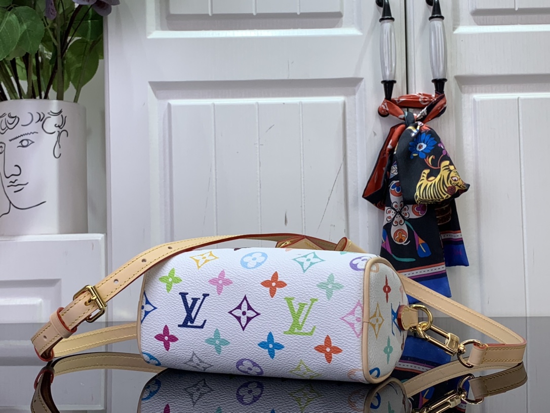 l**is V*t*n x takashi murakami nano speedy white multicolored 16x11x9cm