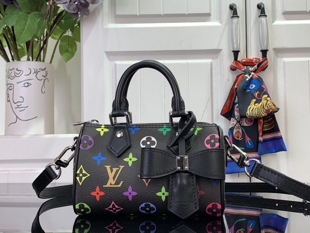 l**is V*t*n x takashi murakami nano speedy black multicolored 16x11x9cm
