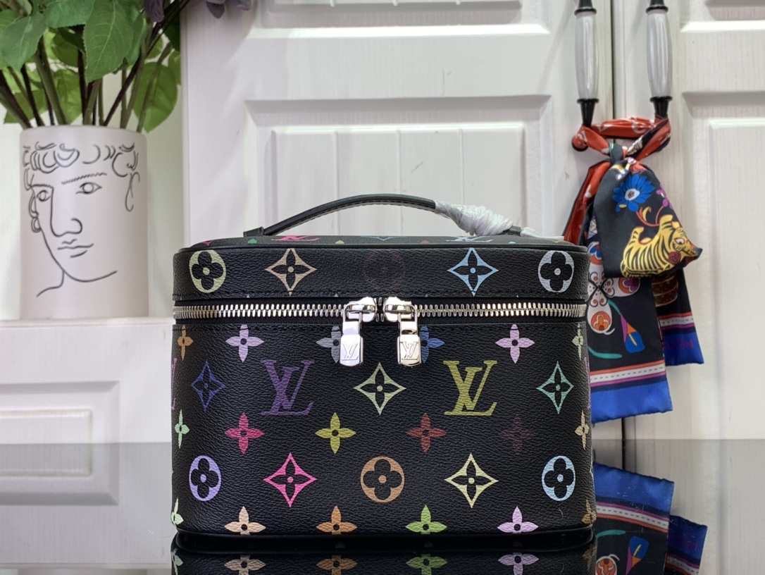 l**is V*t*n x takashi murakami nice mini black multicolored  20x14x13cm