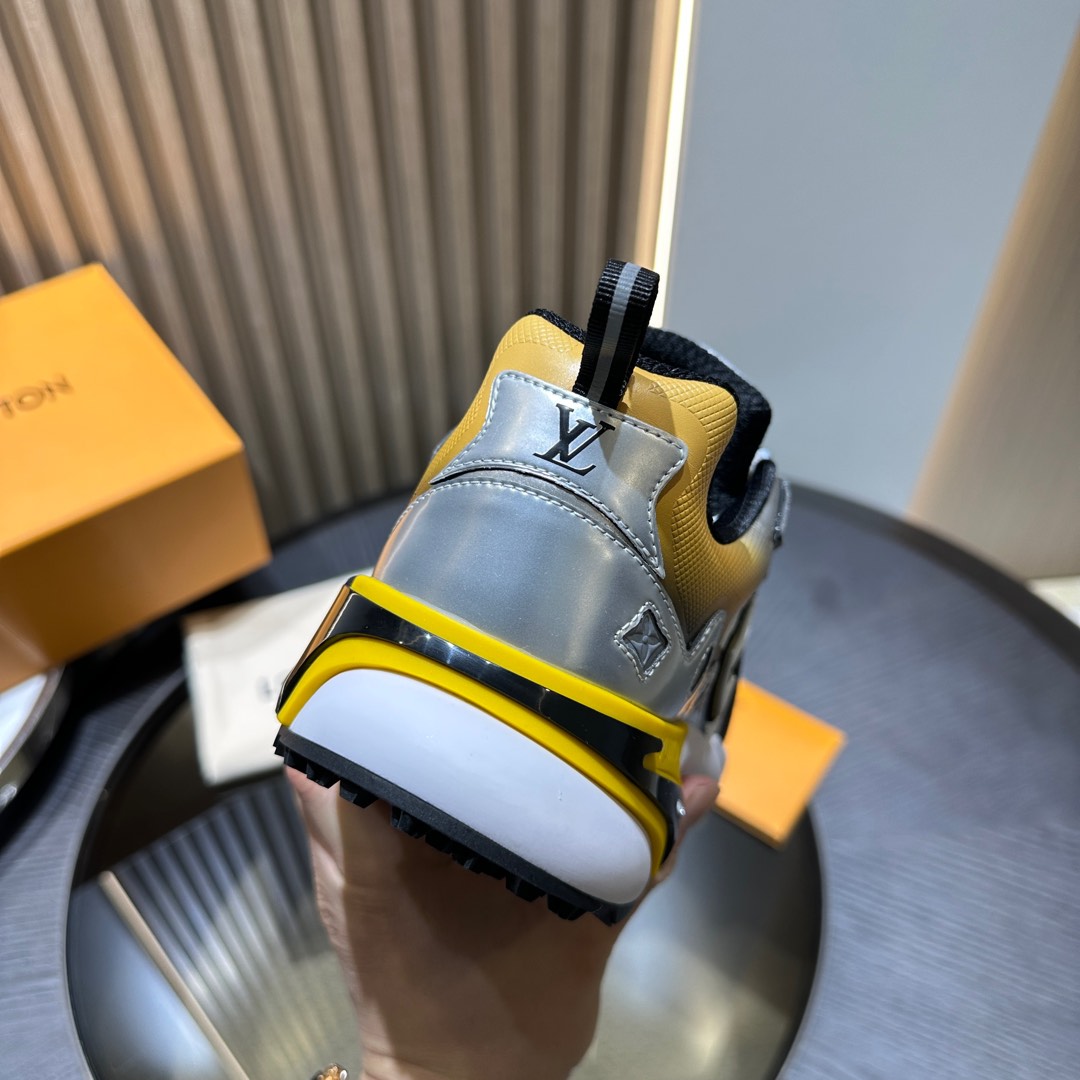 LV sneaker 2025011001