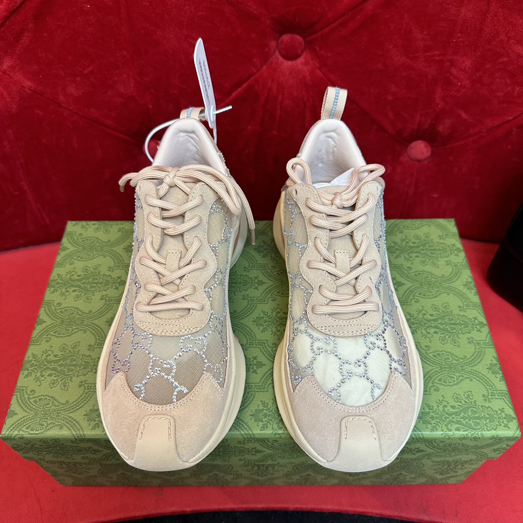 G*u*i sneaker 2025011002
