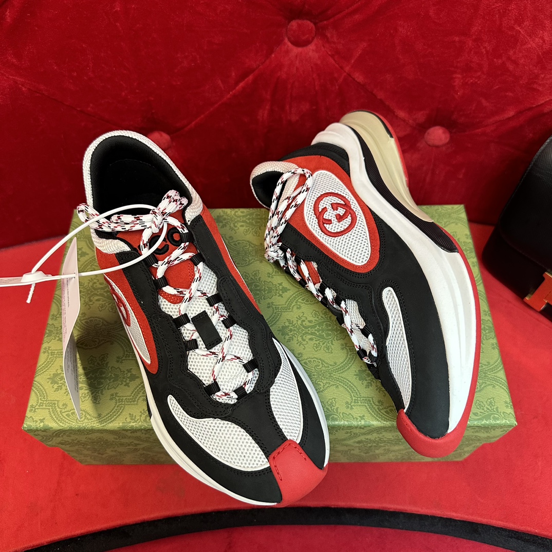 G*u*i sneaker 2025011003