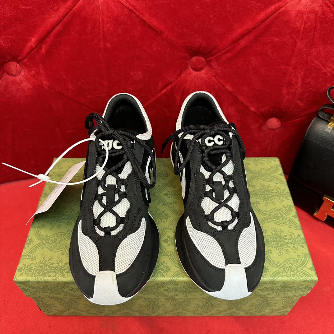 G*u*i sneaker 2025011006