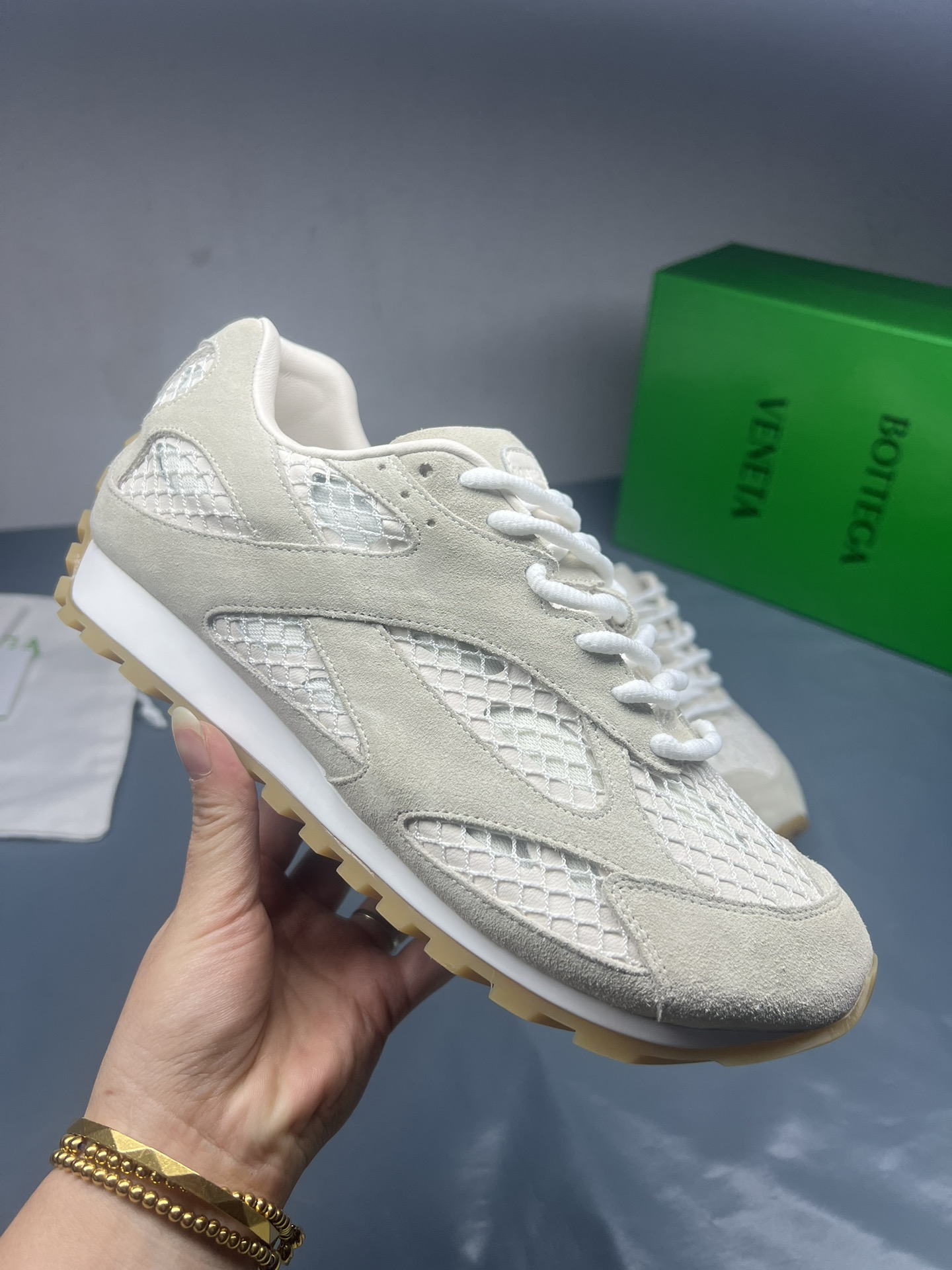 bo*te*ga Ve*ne*ta bv sneaker 2025012002