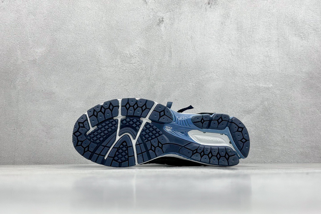 New Balance 1906 2025012701