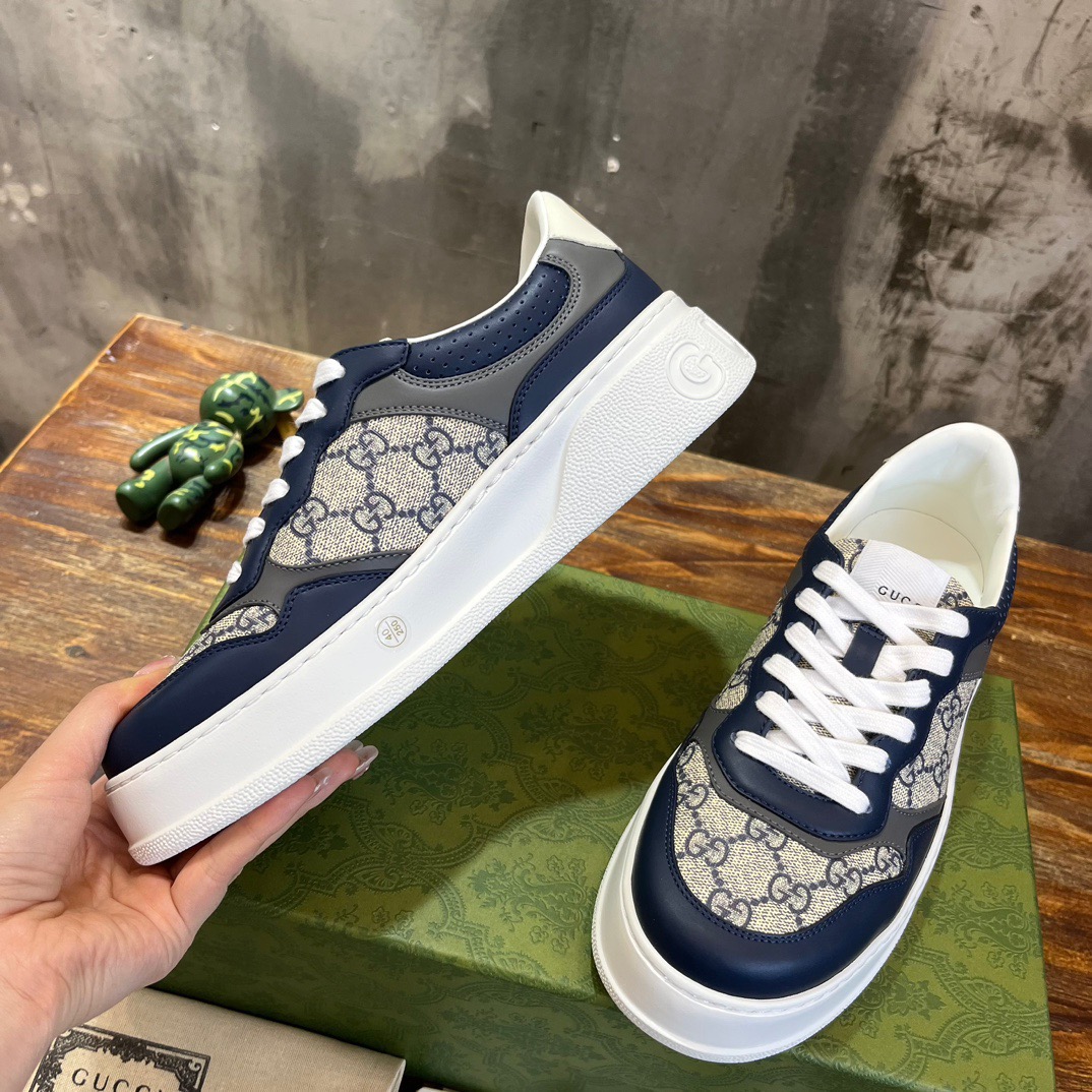 G*u*i sneaker 2025013101