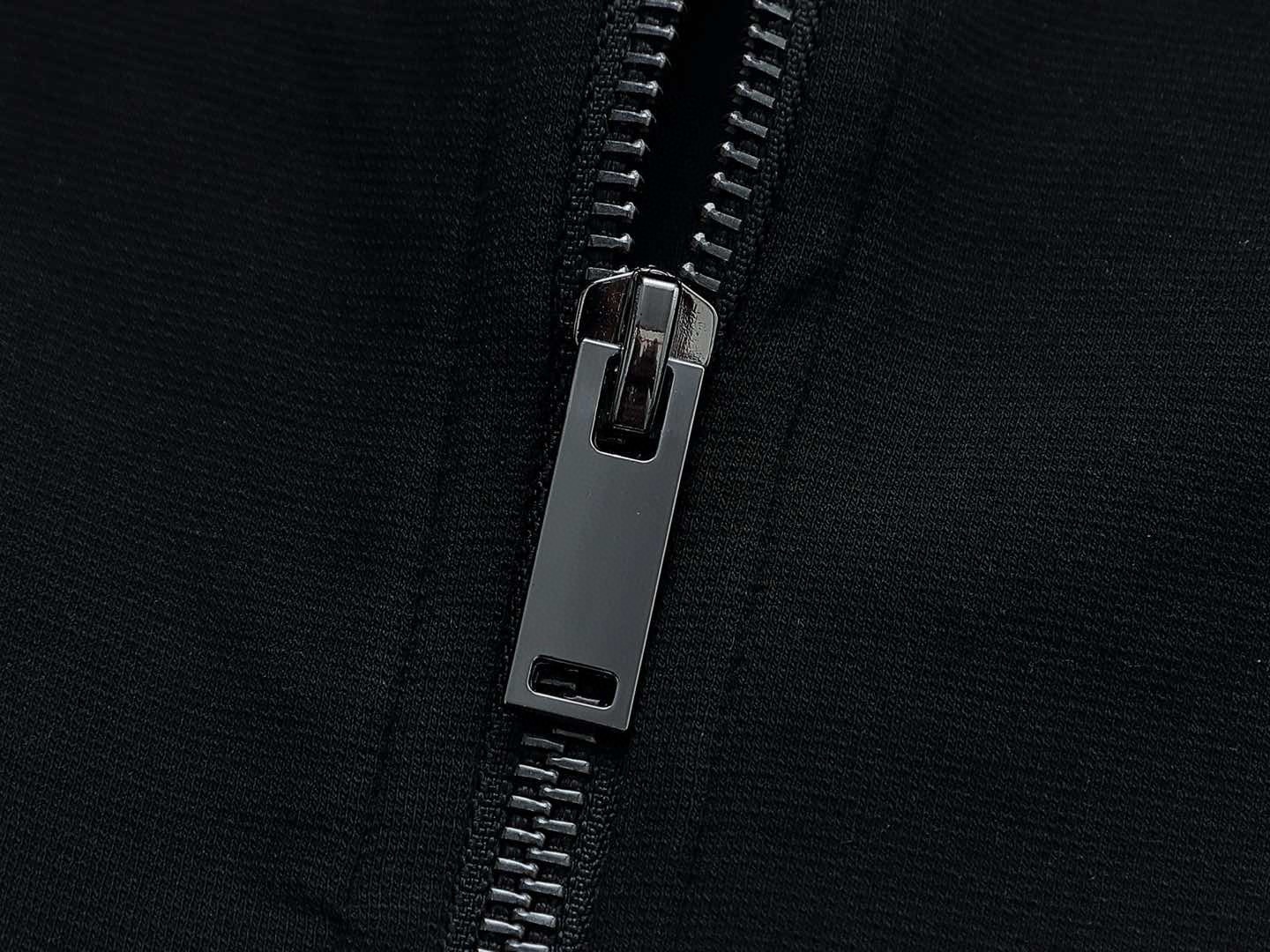 Moncler 2025020101