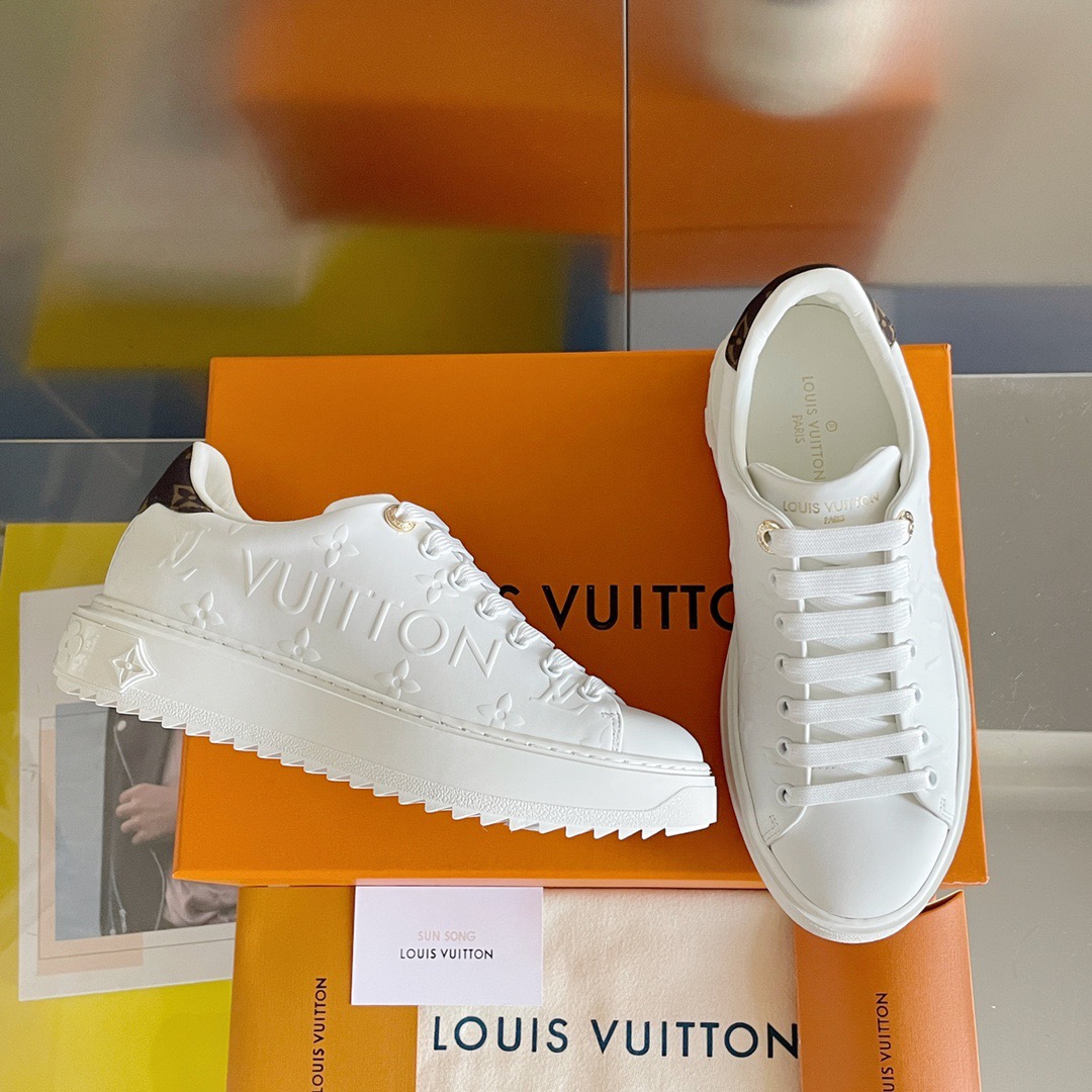 LV sneaker 2025020701