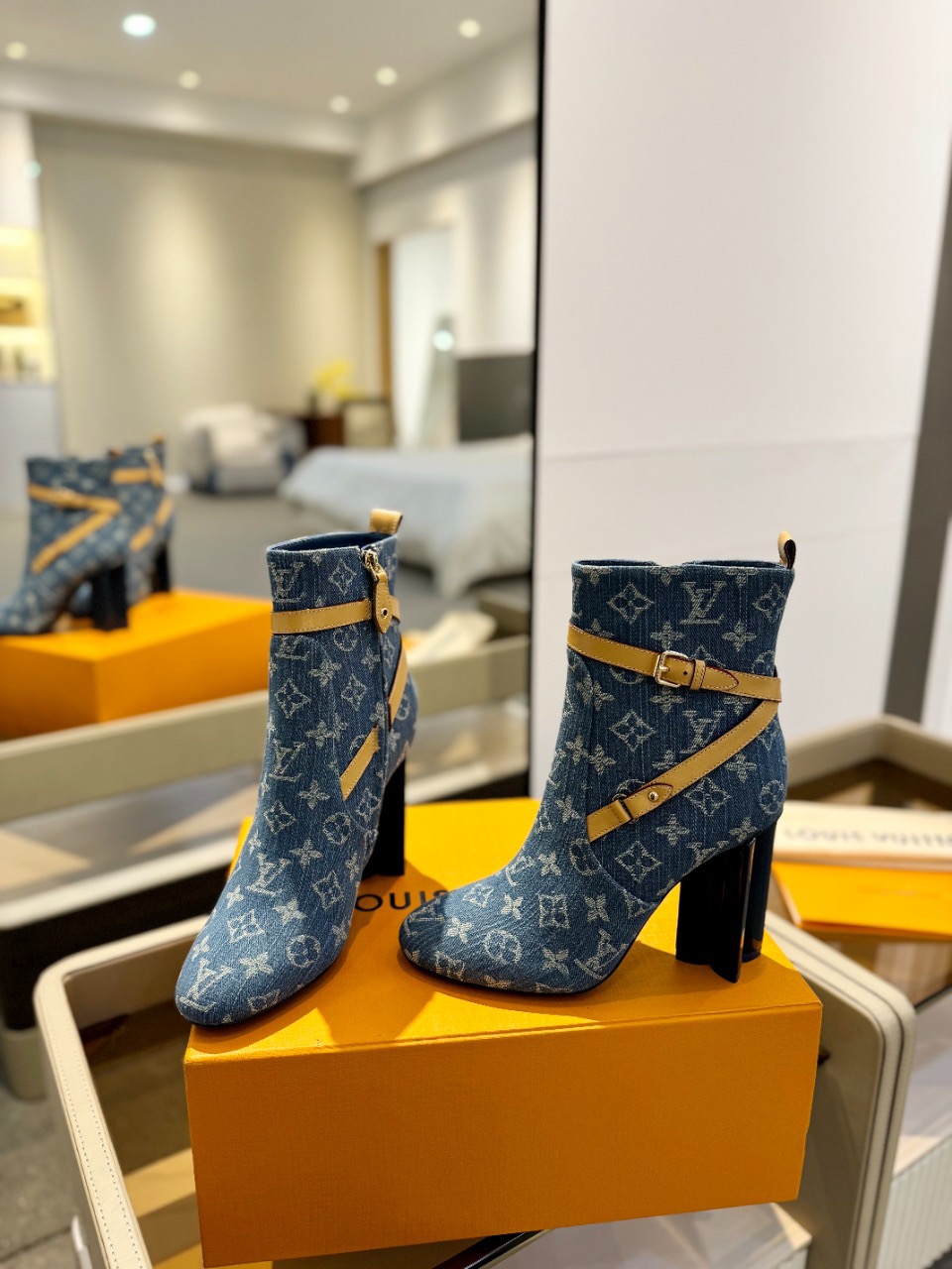 LV Boots 2025020701