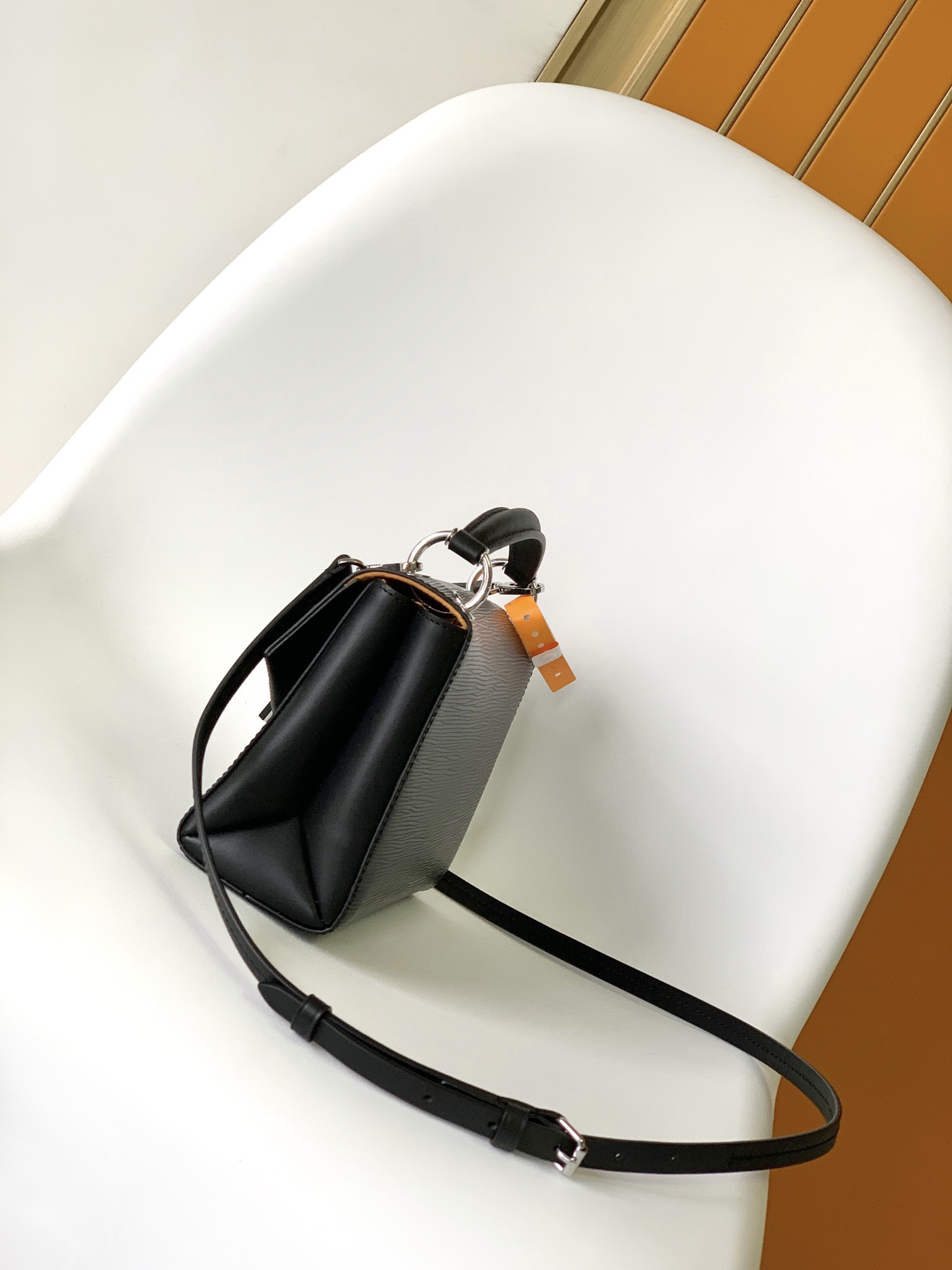 LV Pochette Grenelle black M55977 23.5*16*8CM