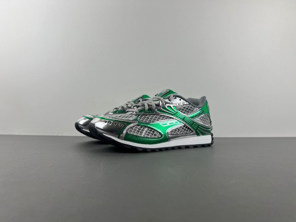 bo*te*ga Ve*ne*ta bv sneaker 2025021301