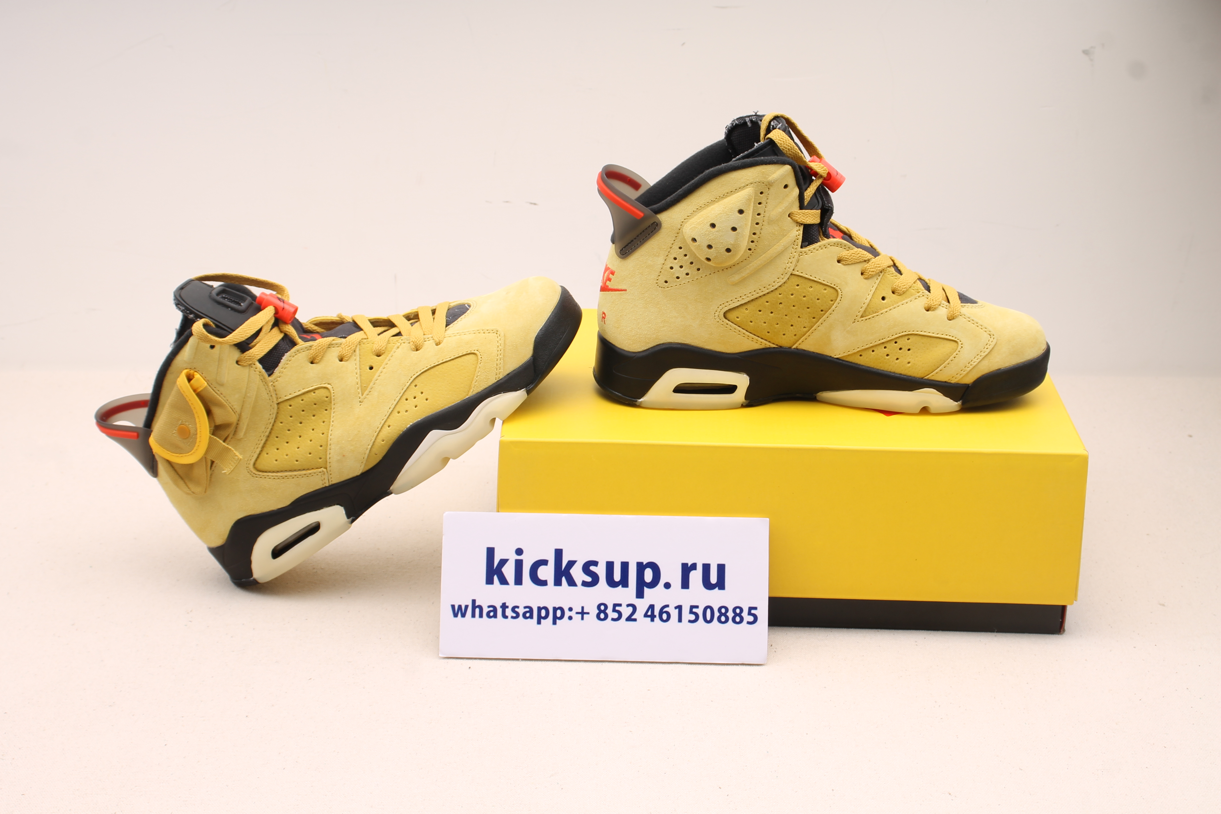 TRAVIS SCOTT X AIR JORDAN 6 CN1084-300