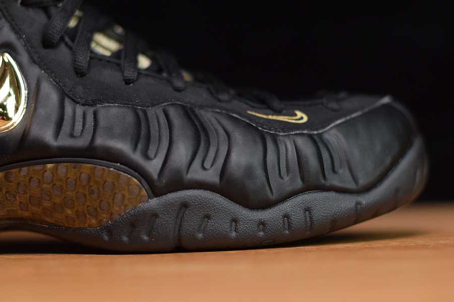 Nike Air Foamposite Pro Black Metallic Gold 624041-009