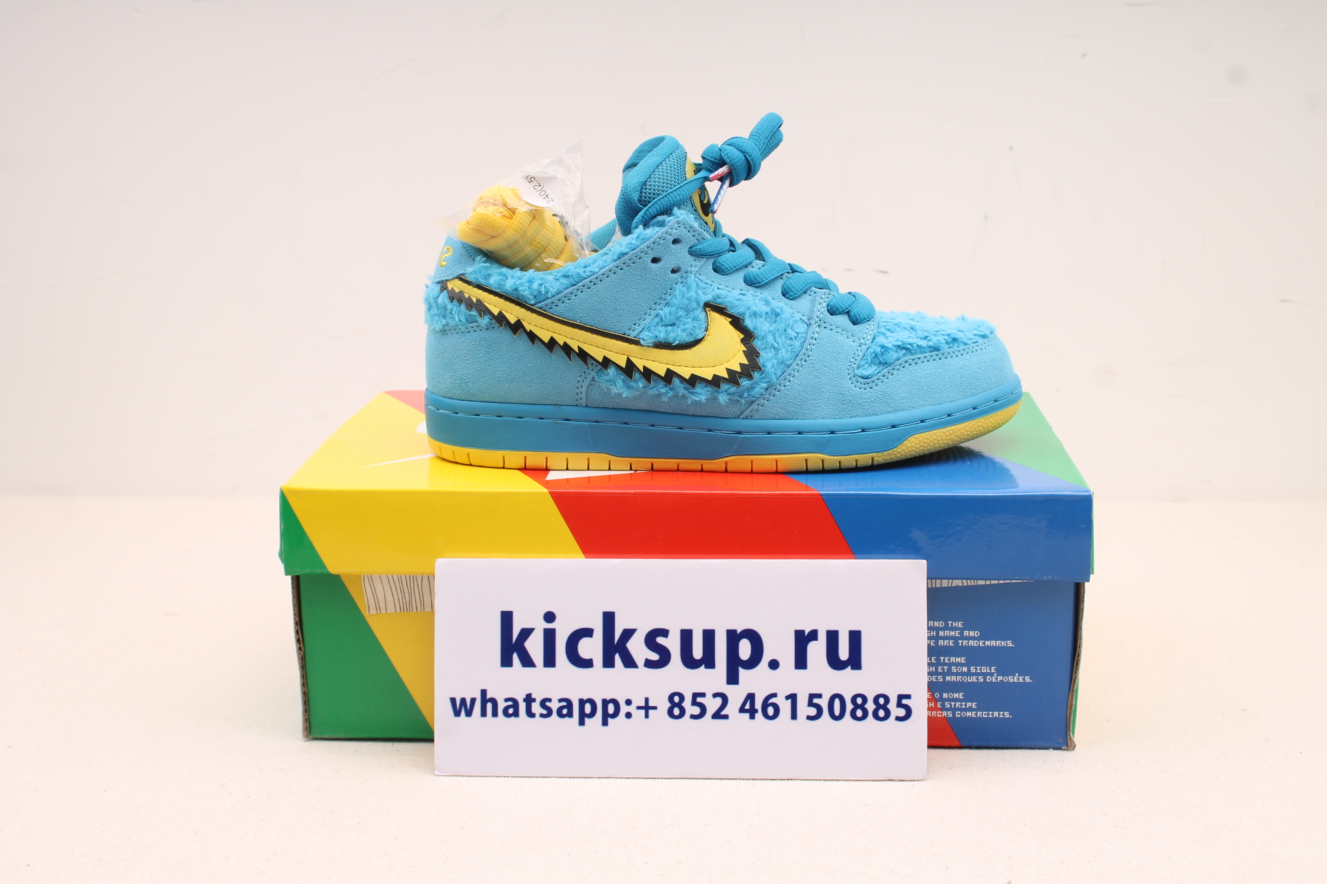 GRATEFUL DEAD X NIKE SB DUNK LOW CJ5378-400