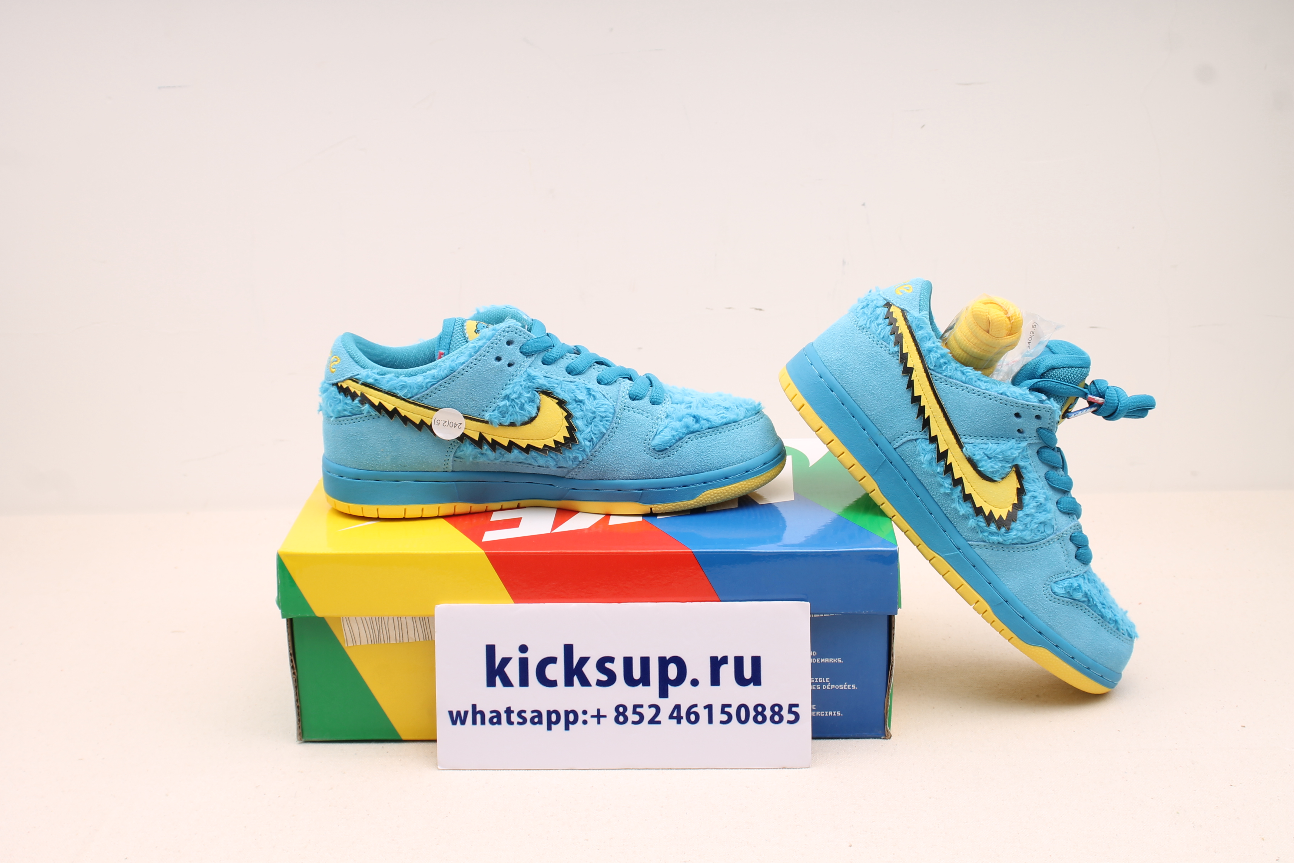 GRATEFUL DEAD X NIKE SB DUNK LOW CJ5378-400