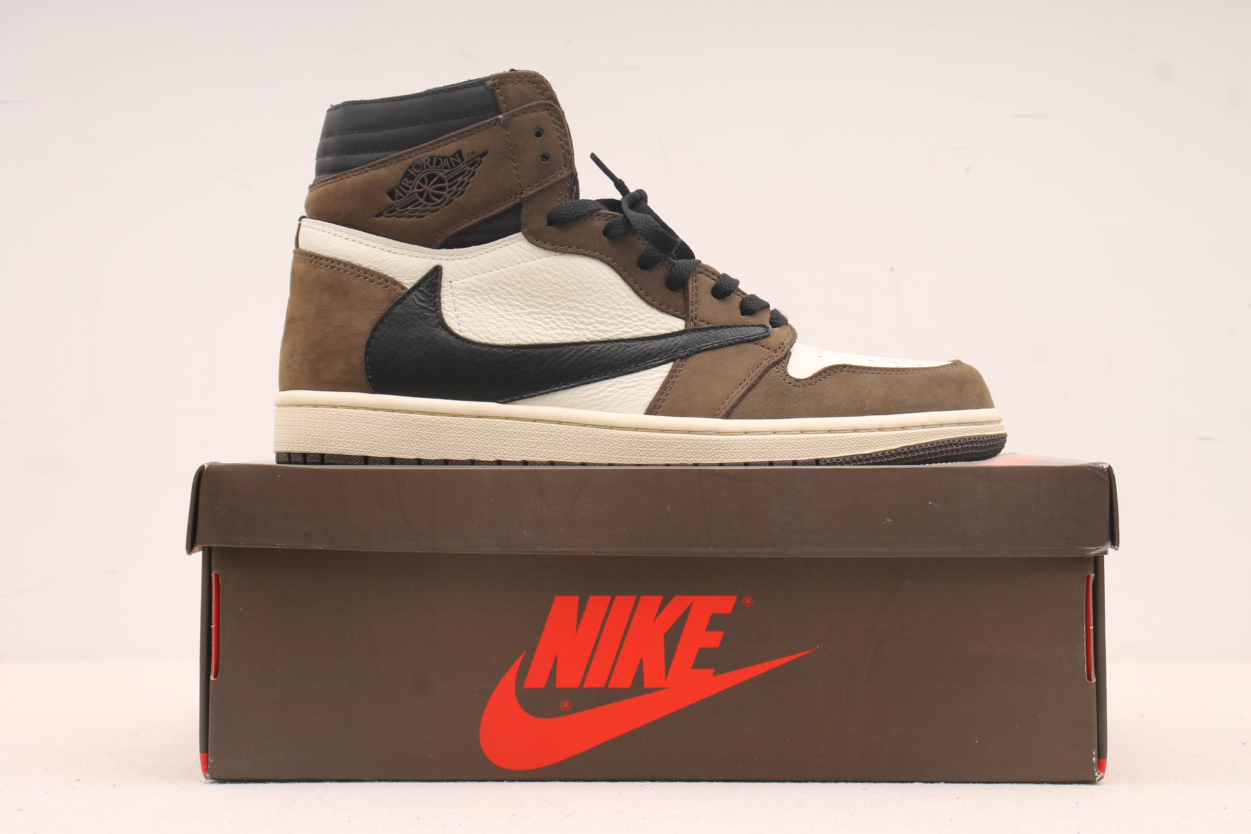 Jordan 1 Retro High Travis Scott CD4487-100