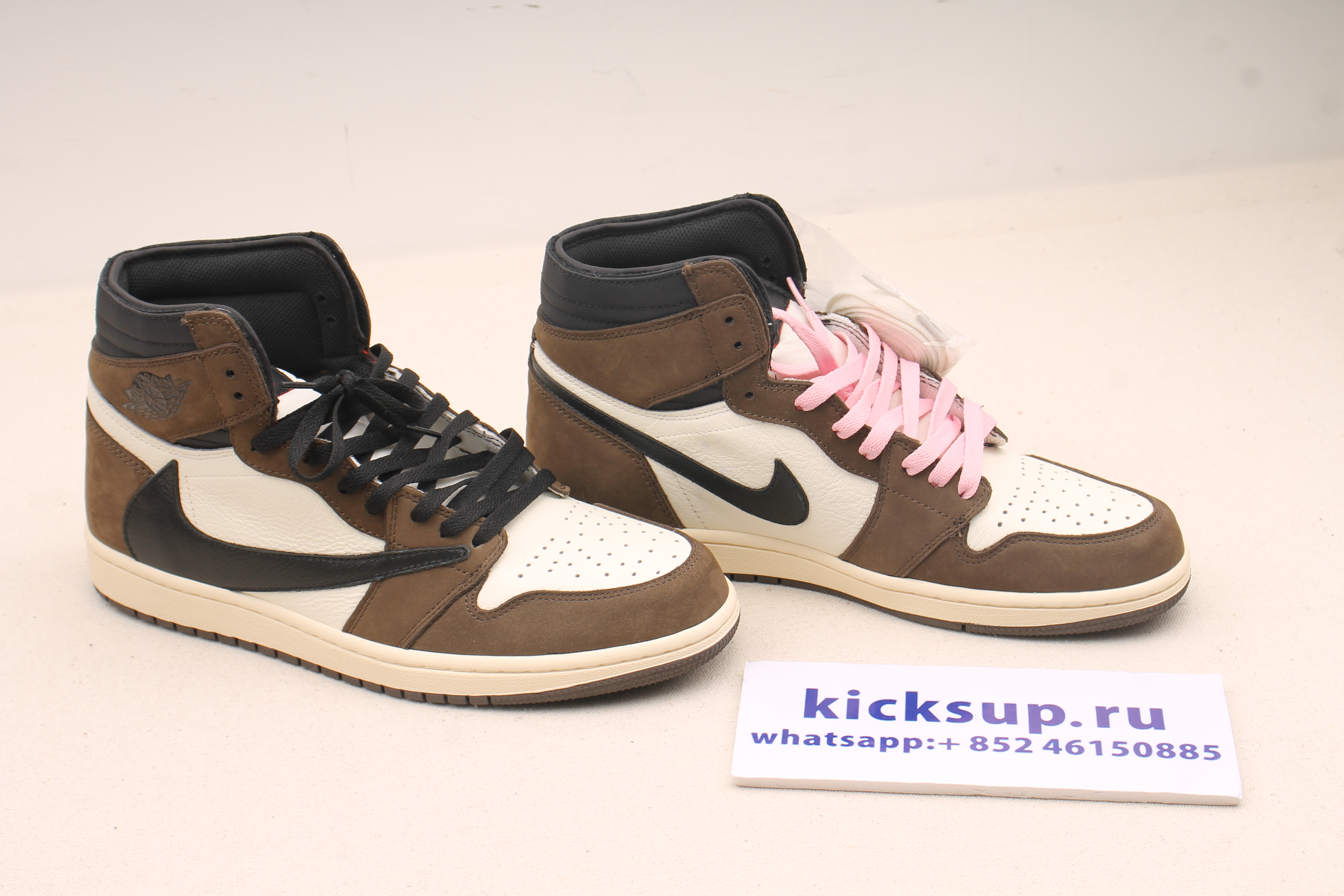 Jordan 1 Retro High Travis Scott CD4487-100