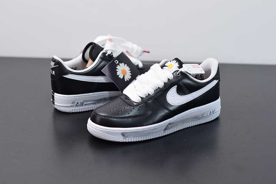 PEACEMINUSONE x Nike Air Force 1 AQ3692-001