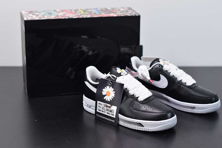 PEACEMINUSONE x Nike Air Force 1 AQ3692-001
