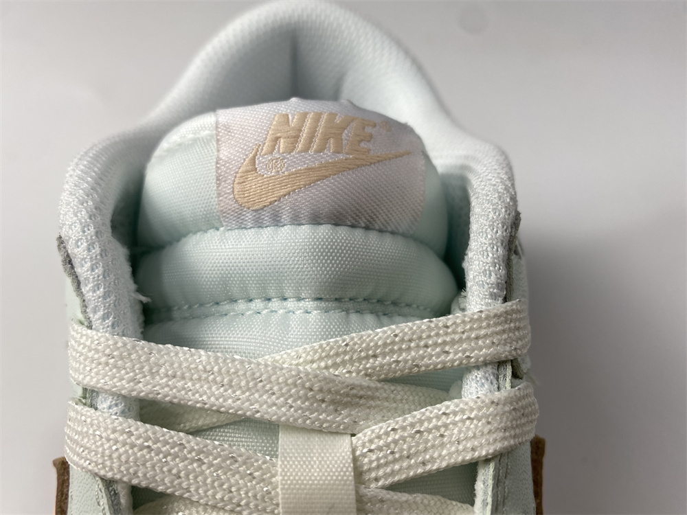 Nike Dunk Low Barely Green DD1503-104