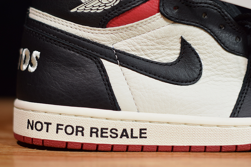 Jordan 1 Retro High Not for Resale Varsity Red 861428-106