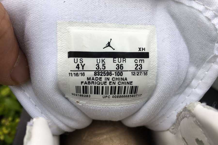 Air Jordan 1 Retro High GS Frost White 832596100