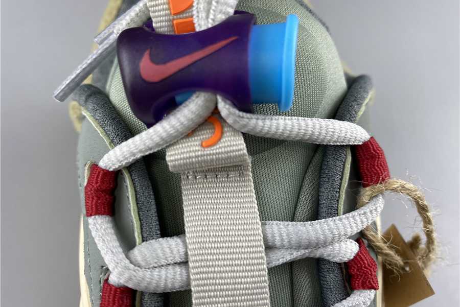 Travis Scott x Nike Air Max 270 React CT2864-200