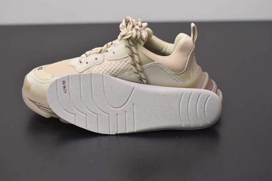 Ba1enc1aga Triple S White 2019 ECBL900253B