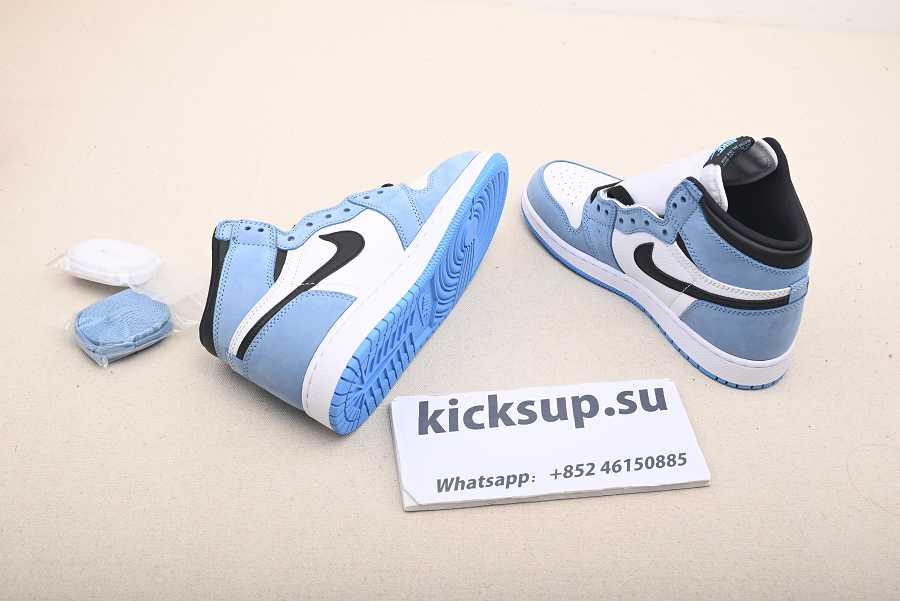 Air Jordan 1 Retro High White University Blue Black 555088-134