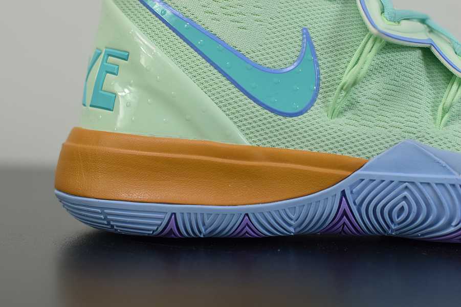 Nike Kyrie 5 CJ6950-300