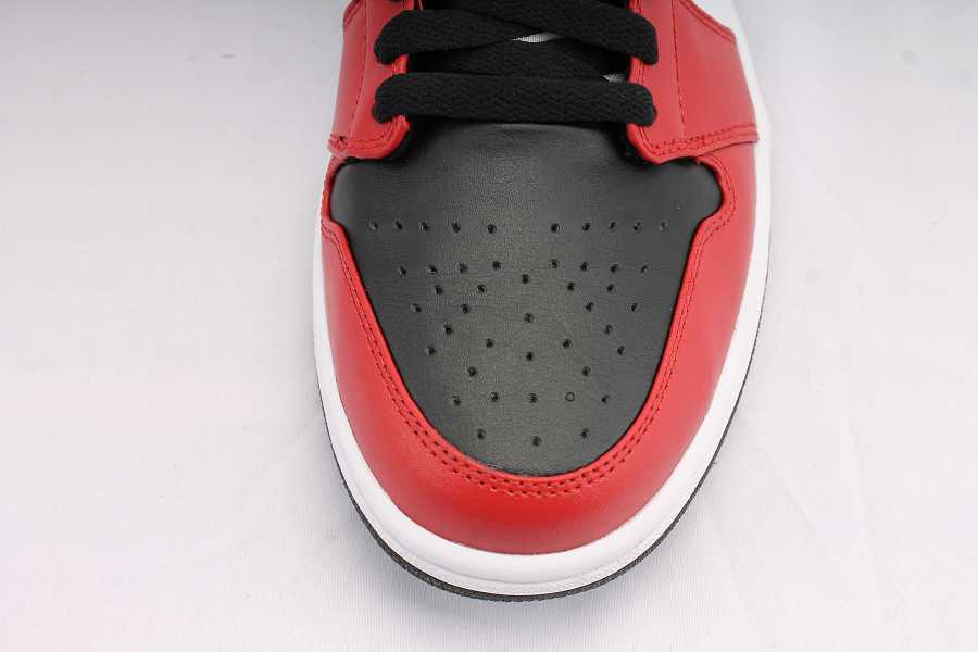 AIR JORDAN 1 MID 554724069